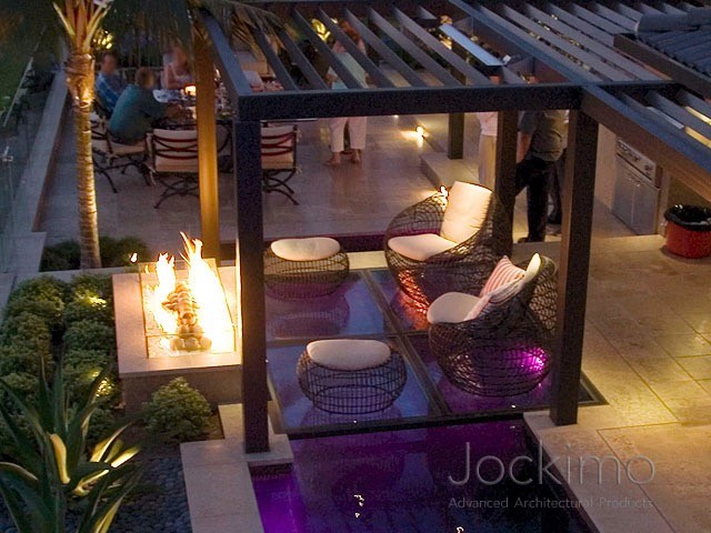 California Residence Exterior Glass Flooring Panels from Jockimo