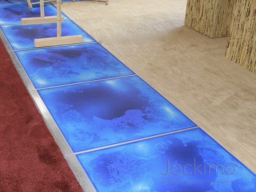 tradeshowbooth liquidfloortileframes