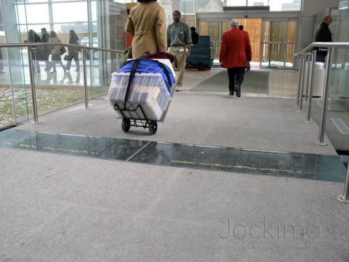 clevelandclinic glassflooring 2