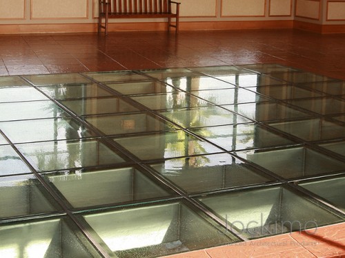 sanmanuelcasino glassflooring